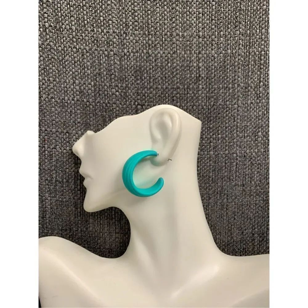 Textured Colored Hoops - Picture 2 of 2